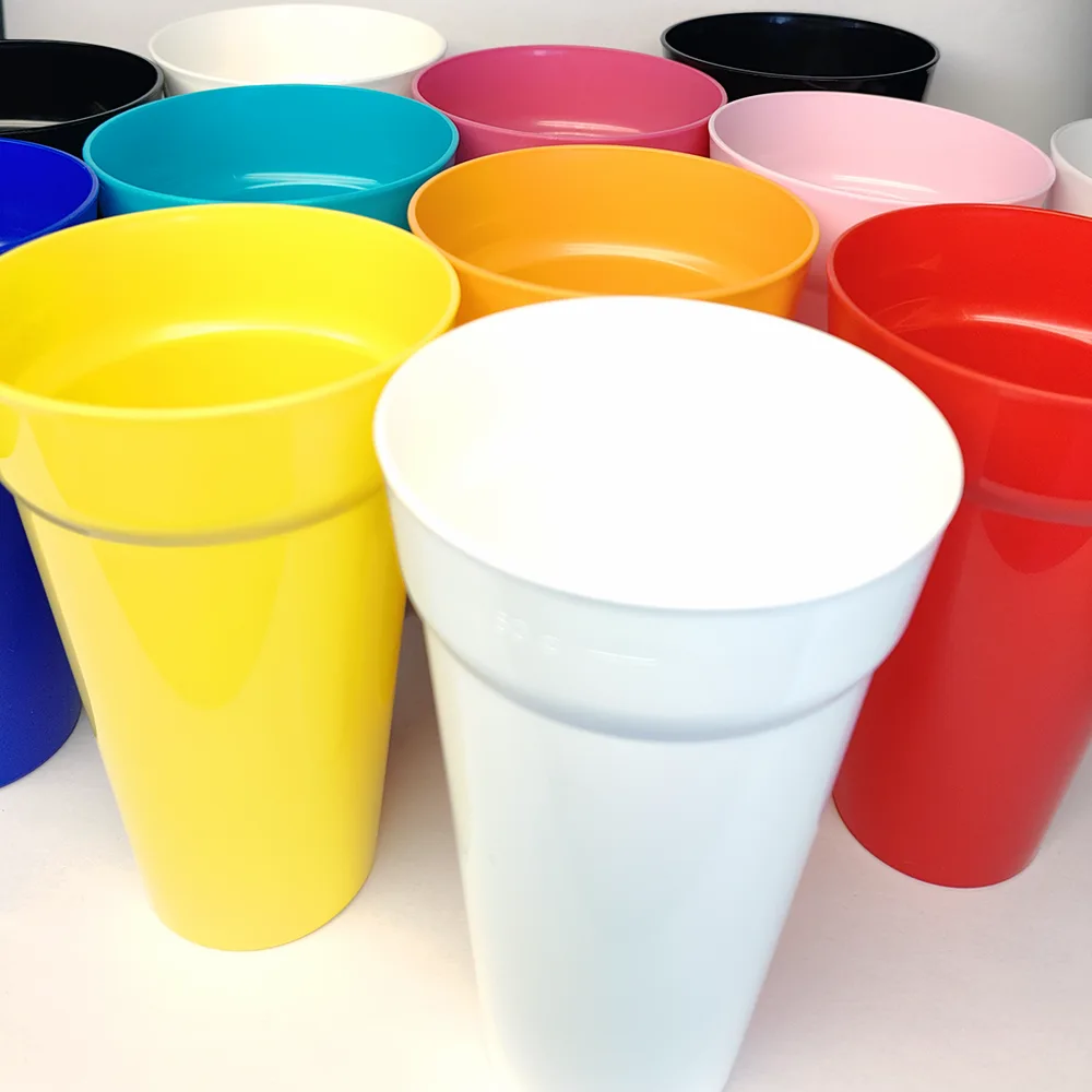 Des grandes Pintes réutilisables , pour les grandes soifs.