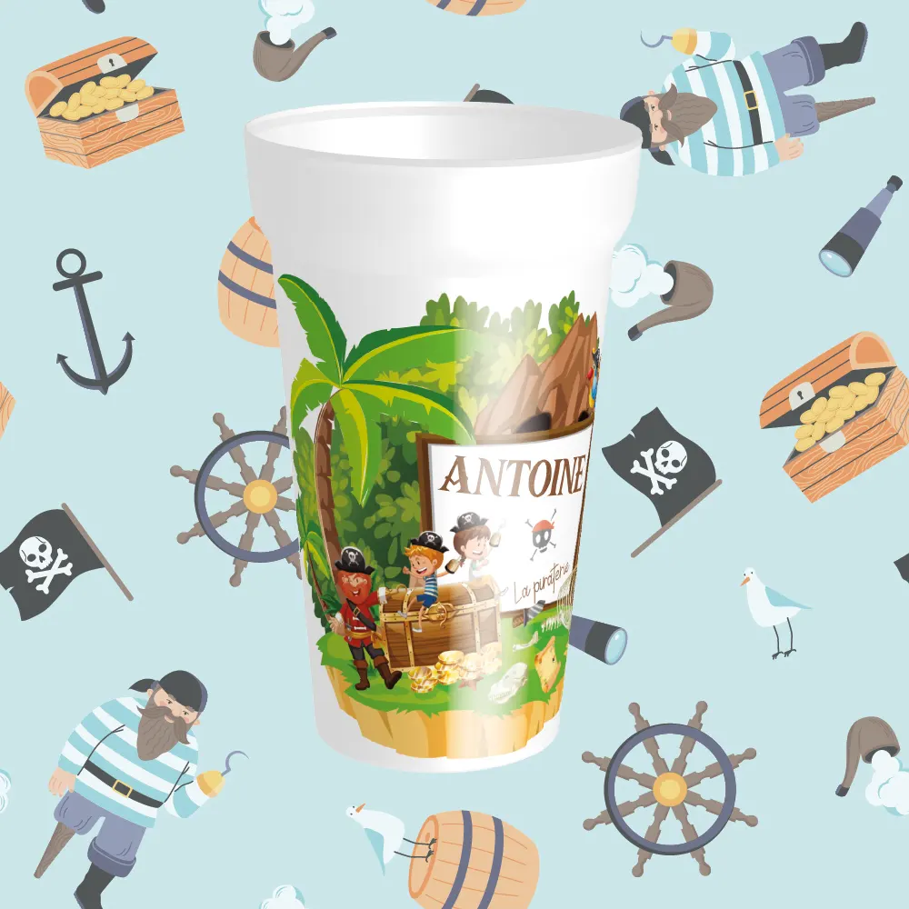 Gobelet réutilisable pirate personnalisé en plastique écologique avec le prénom