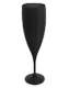 Flutes noire, blanche et translucide